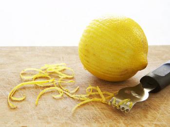 Lemon Peel Offers Anti-Fungal & Anti-Cancer Benefits
