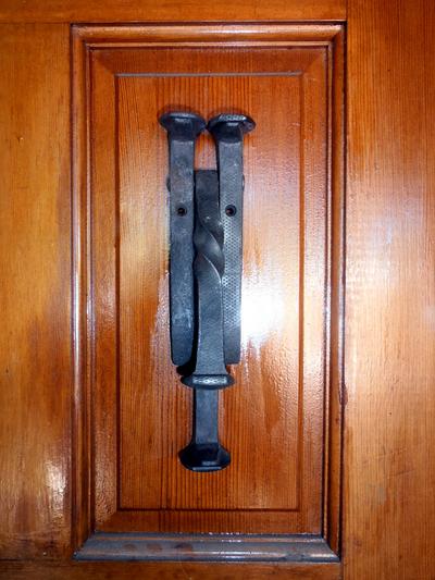 Custom Handmade Knives Tomahawks Edged Weapons War Clubs