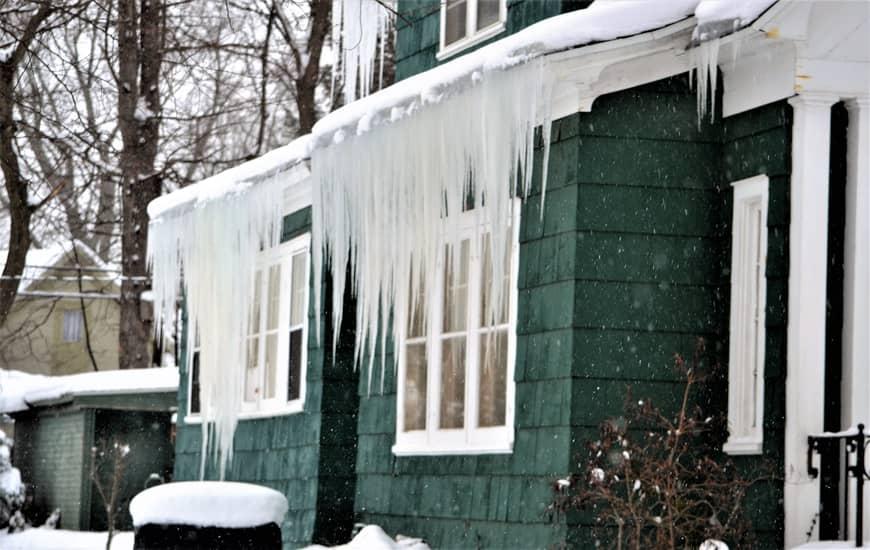 What Are Ice Dams and How Do You Avoid Them?