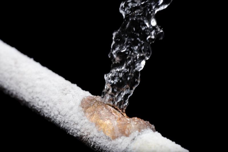Tips to Avoid a Costly Winter Plumbing Leak