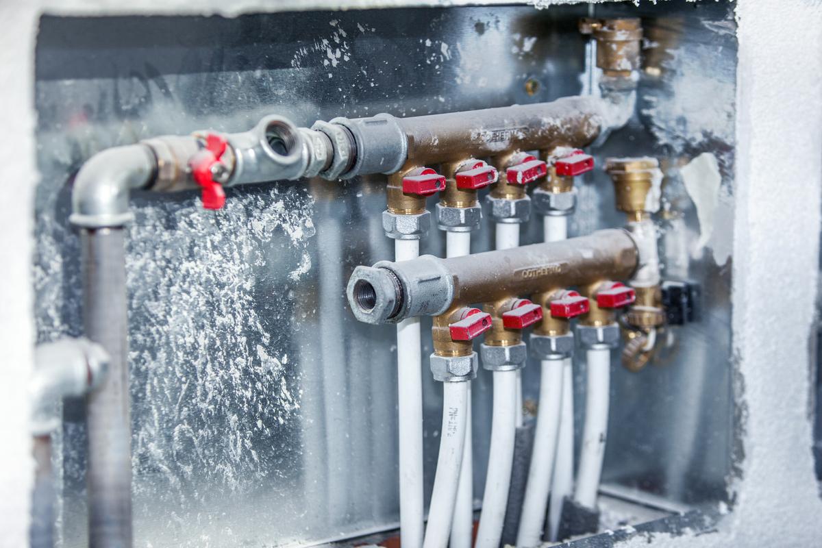 How to Prevent Frozen Pipes This Winter: Expert Tips from a Plumbing Company