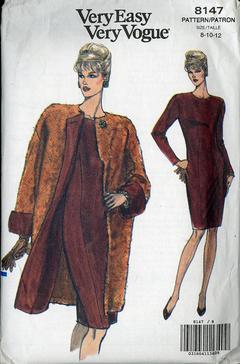 Vintage UNCUT Very Easy Vogue One Size Misses Cape and Cover Up Pattern 8147