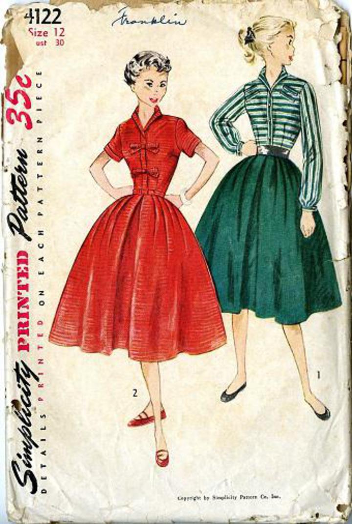 1960s PRETTY Flared Dress Pattern ADVANCE 9924 Front Zip Dress Bust 34  Vintage Sewing Pattern FACTORY FOLDED